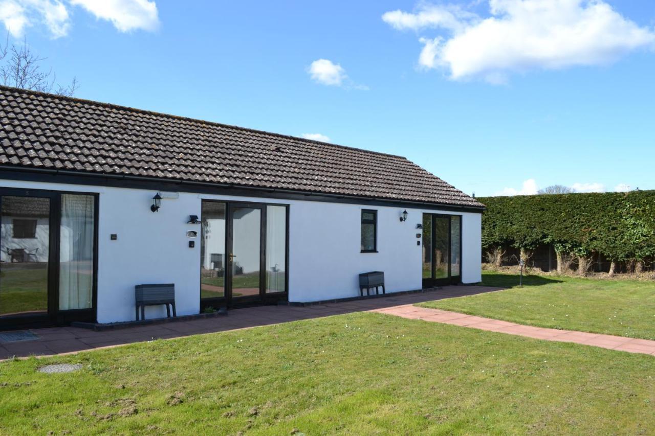 Number 4 - Lytton Tree Lodge, Reydon, Southwold Apartment Reydon