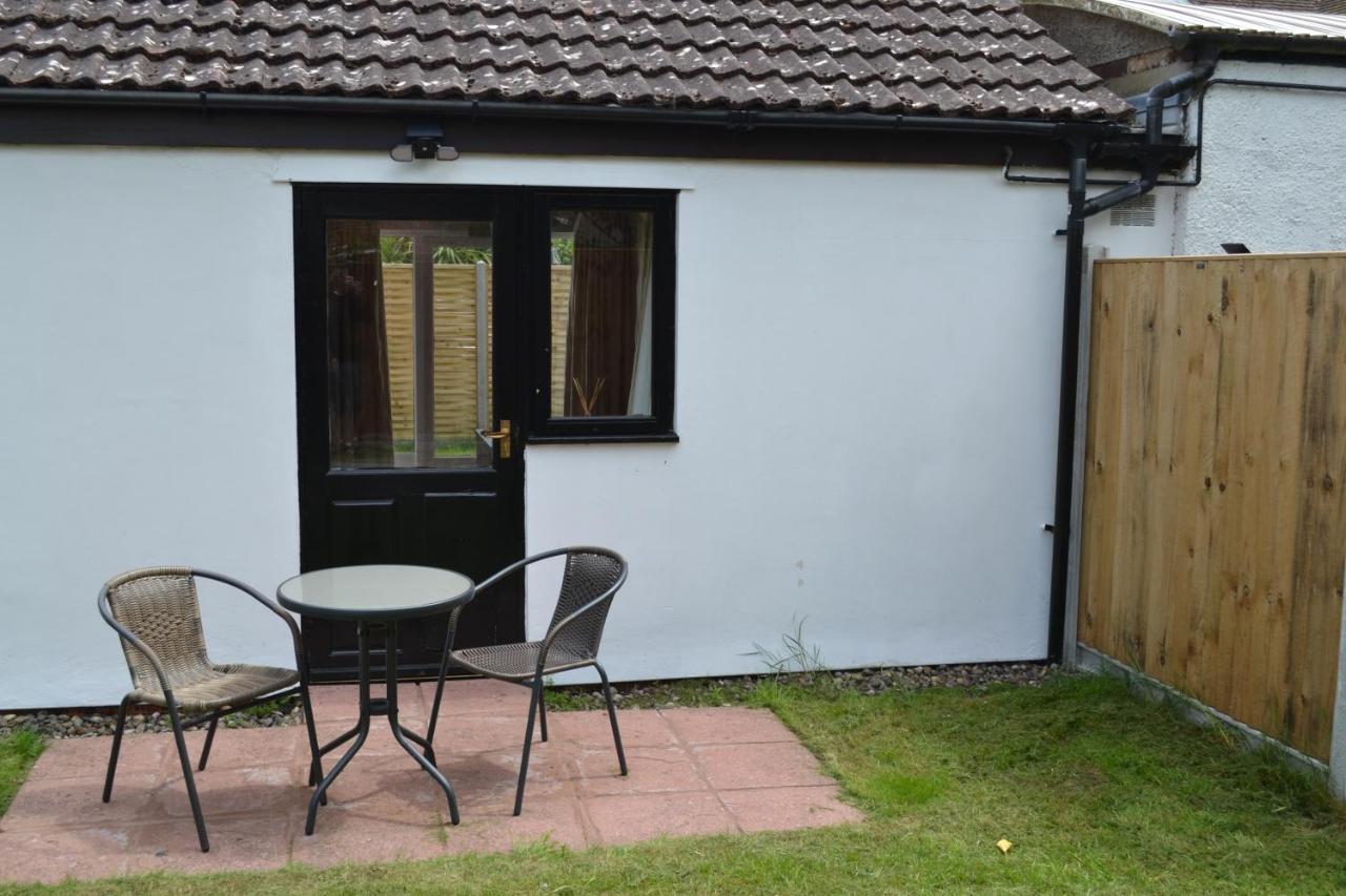 Apartment Number 4 - Lytton Tree Lodge, Reydon, Southwold