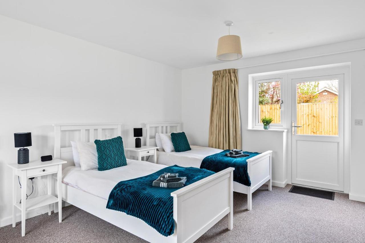 Number 4 - Lytton Tree Lodge, Reydon, Southwold Apartment